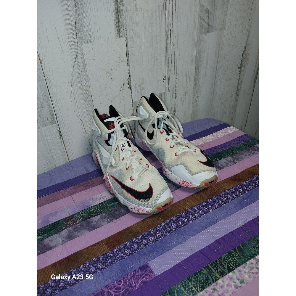 Lebron James Nike Friday the 13th Sneakers Size 5Y Youth White Red 808709-106